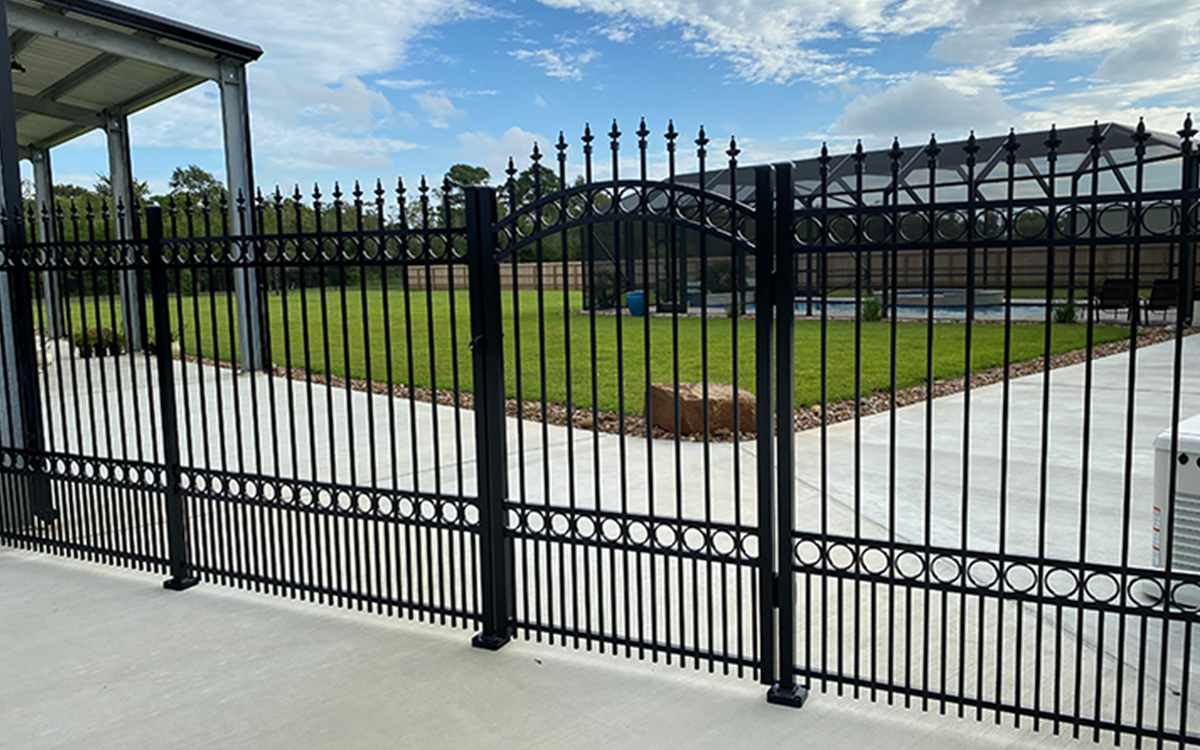 Residential Fence Options from Bay Area Fence in Baytown, Texas